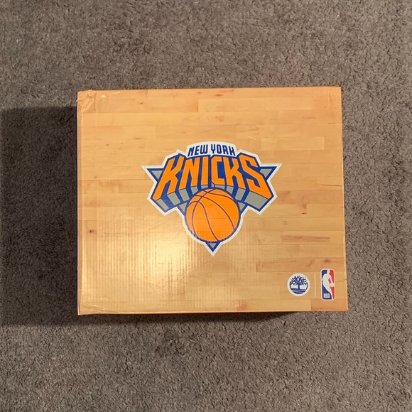 Timberland 6” NBA New York Knicks Mens Boots - Picture 2 of 8